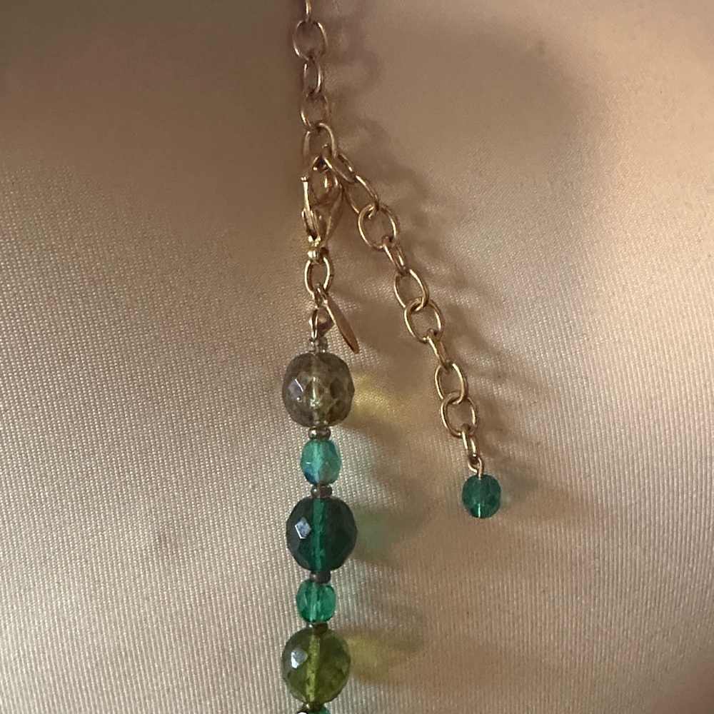 Elegant Gold and Green Beaded Necklace